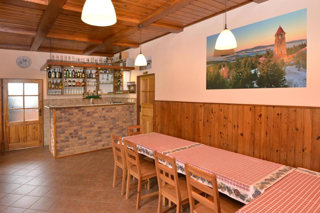 Penzion Jizerka Jablonec nad Nisou Bagian luar foto