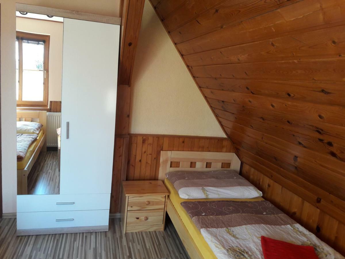 Penzion Jizerka Jablonec nad Nisou Bagian luar foto